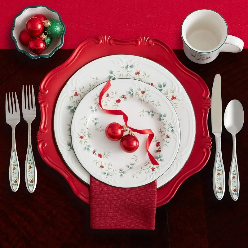 Winterberry Holiday 16 Piece Dinnerware Set, Service for 4, White